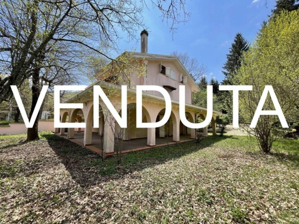 casa indipendente in vendita a Piglio