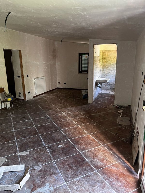 casa indipendente in vendita a Piglio