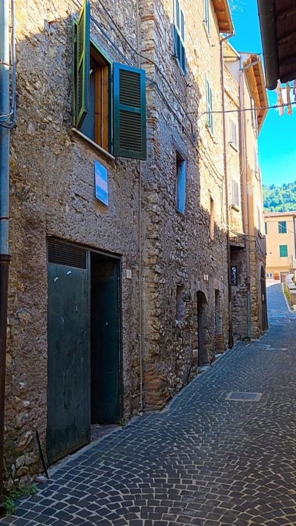 appartamento in vendita a Piglio