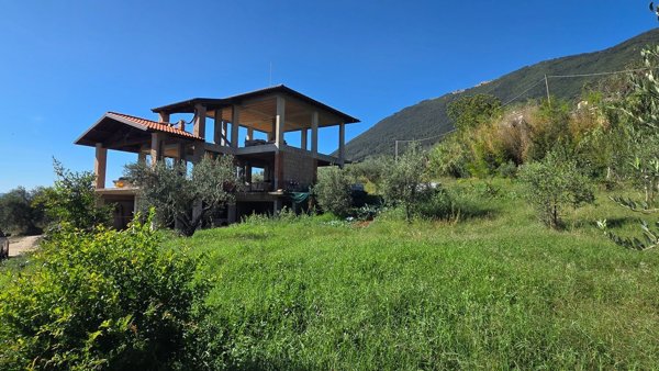 pentavano in vendita a Piglio