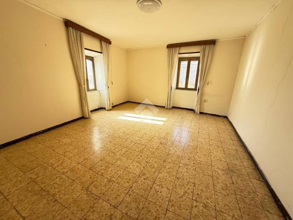 appartamento in vendita a Piglio