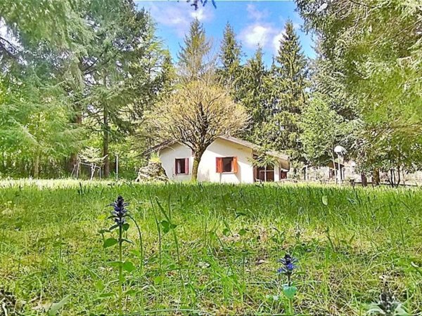 casa indipendente in vendita a Piglio