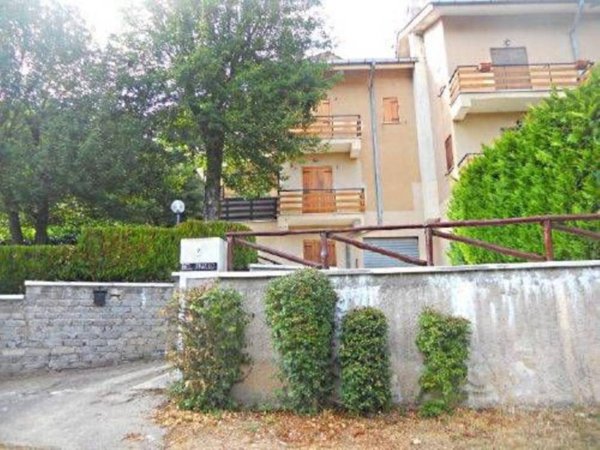 casa indipendente in vendita a Piglio