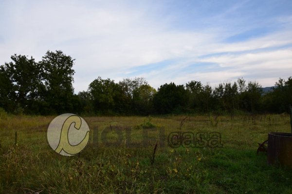 terreno edificabile in vendita a Pignataro Interamna