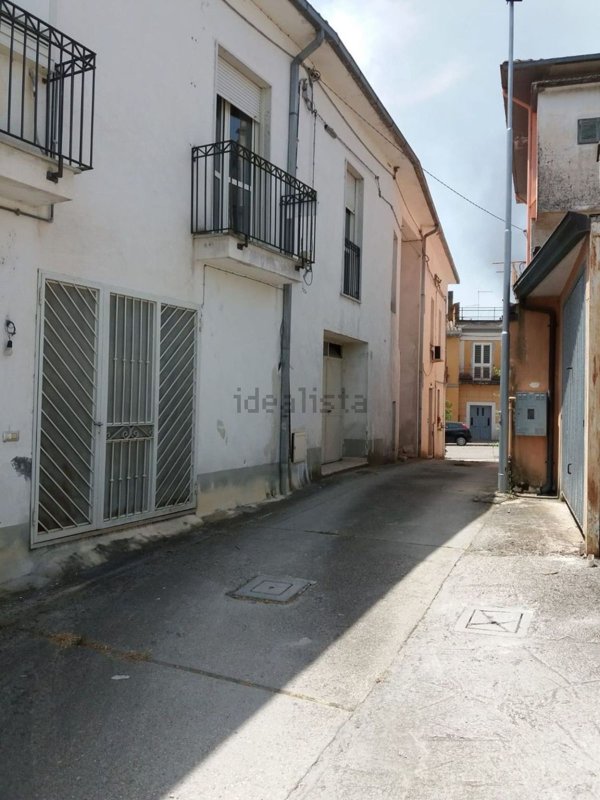 casa indipendente in vendita a Pignataro Interamna