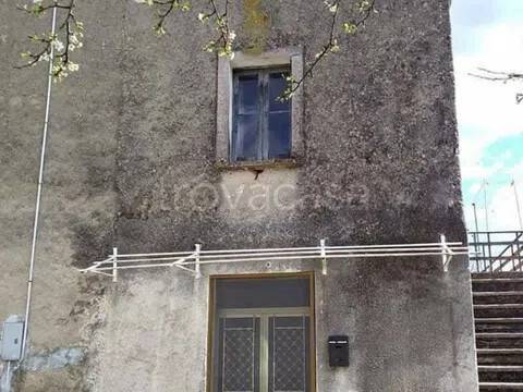 casa indipendente in vendita a Pignataro Interamna