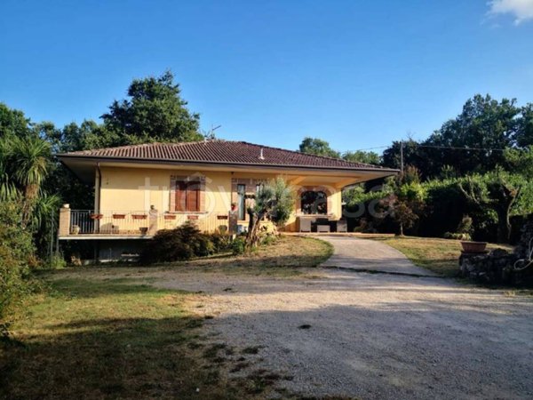 casa indipendente in vendita a Pofi