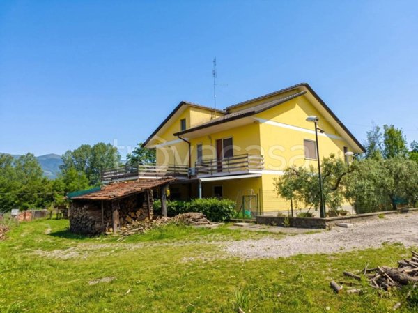quadrivano in vendita a Pofi