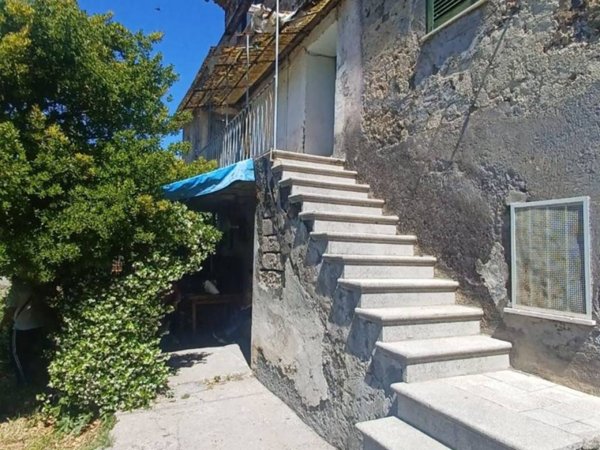 quadrivano in vendita a Pofi