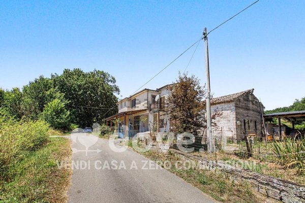 casa indipendente in vendita a Pofi