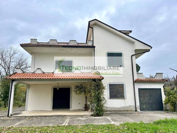 casa indipendente in vendita a Pontecorvo