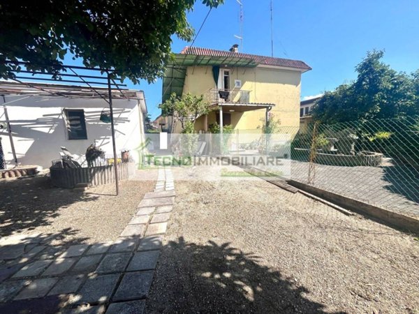 casa indipendente in vendita a Pontecorvo