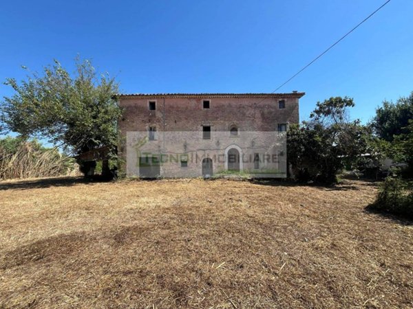 casa indipendente in vendita a Pontecorvo