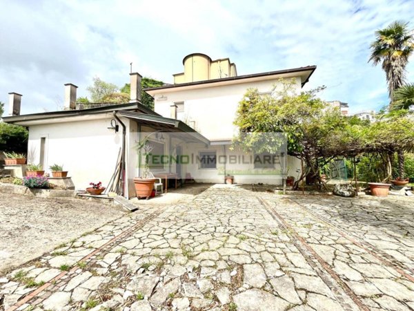 casa indipendente in vendita a Pontecorvo