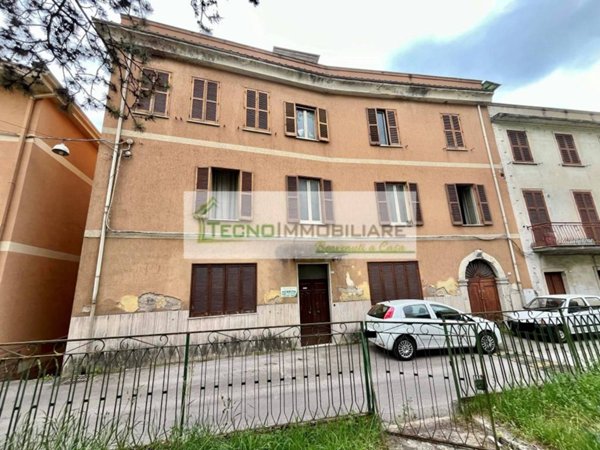 casa indipendente in vendita a Pontecorvo