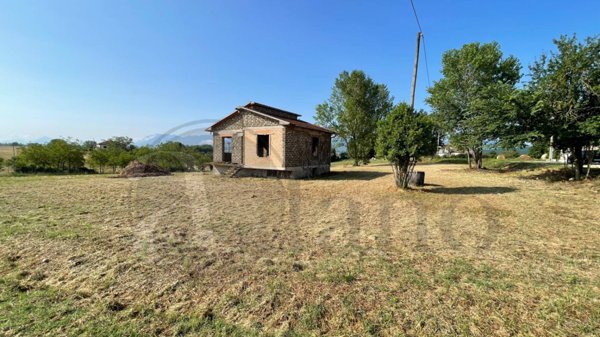 casale in vendita a Pontecorvo