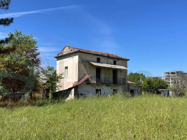 casa indipendente in vendita a Pontecorvo