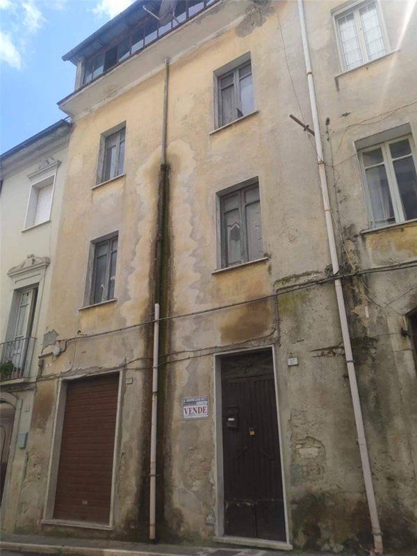 casa indipendente in vendita a Pontecorvo