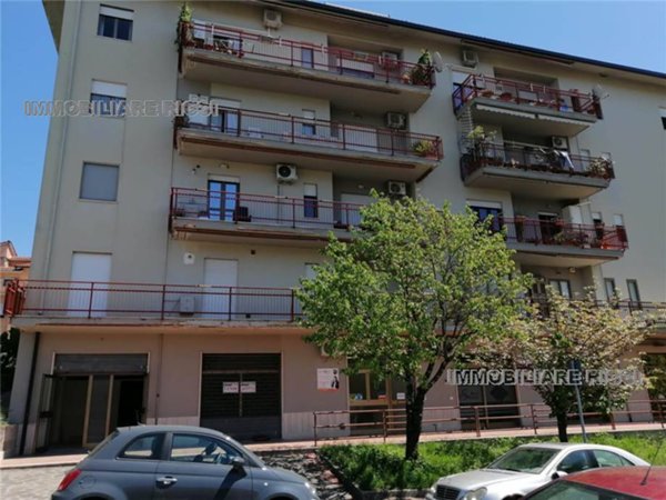 locale commerciale in vendita a Pontecorvo