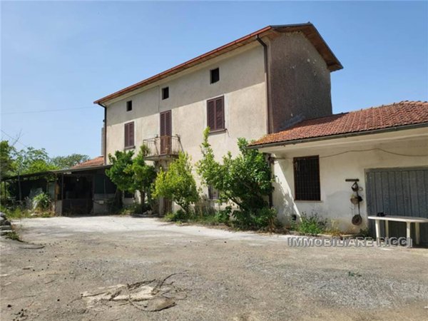 casa indipendente in vendita a Pontecorvo