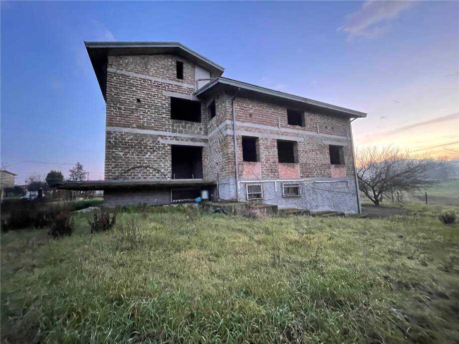 casa indipendente in vendita a Pontecorvo