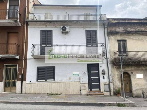 casa indipendente in vendita a Pontecorvo