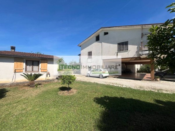 casa indipendente in vendita a Pontecorvo