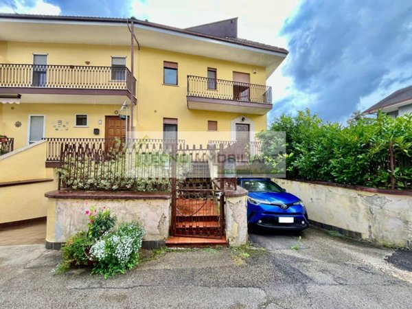 casa indipendente in vendita a Pontecorvo