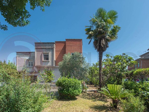 casa indipendente in vendita a Pontecorvo