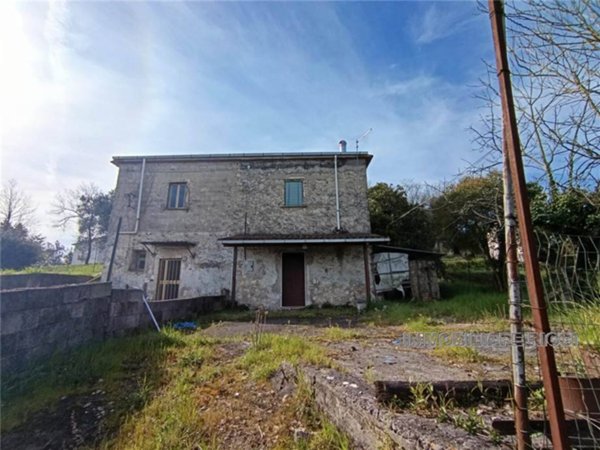 casa indipendente in vendita a Pontecorvo