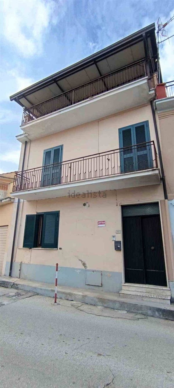 casa indipendente in vendita a Pontecorvo