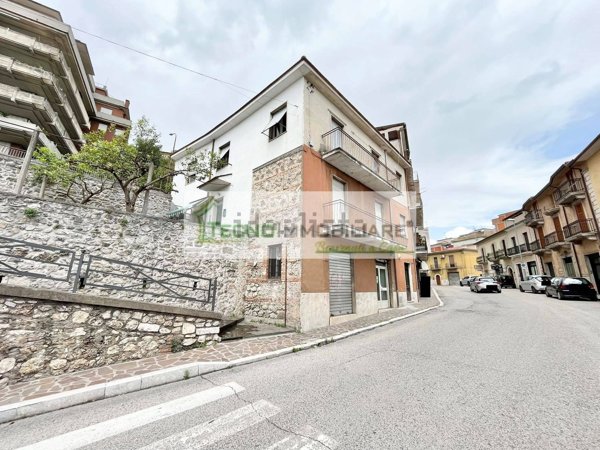 casa semindipendente in vendita a Pontecorvo