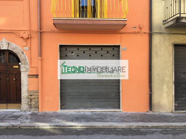 locale commerciale in vendita a Pontecorvo