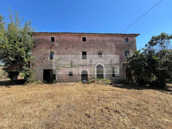 casa indipendente in vendita a Pontecorvo