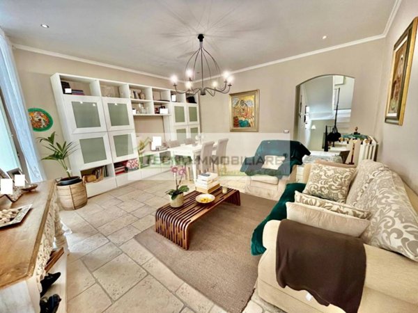 casa indipendente in vendita a Pontecorvo