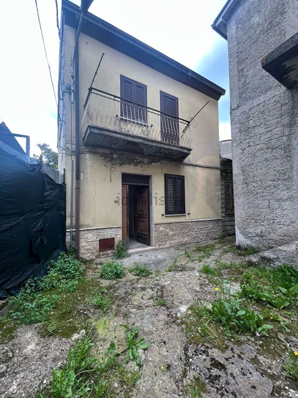 casa indipendente in vendita a Pontecorvo