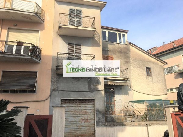 casa indipendente in vendita a Pontecorvo