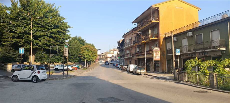 negozio in vendita a Pontecorvo