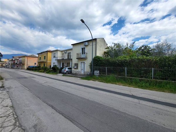 casa indipendente in vendita a Pontecorvo