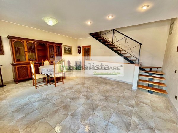 casa indipendente in vendita a Pontecorvo