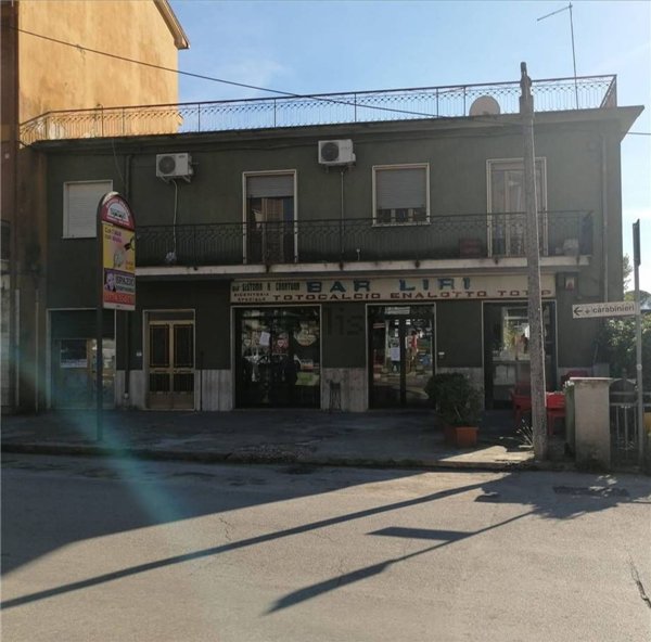 negozio in vendita a Pontecorvo