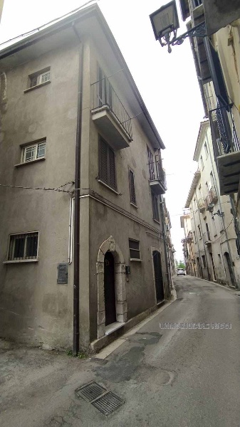 casa indipendente in vendita a Pontecorvo