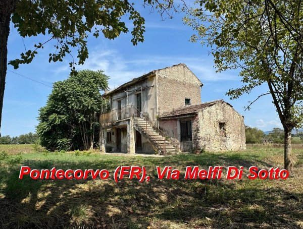 casa indipendente in vendita a Pontecorvo