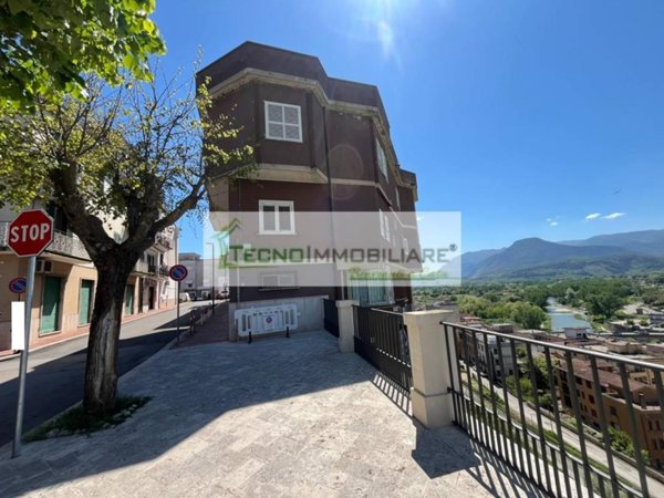 casa indipendente in vendita a Pontecorvo