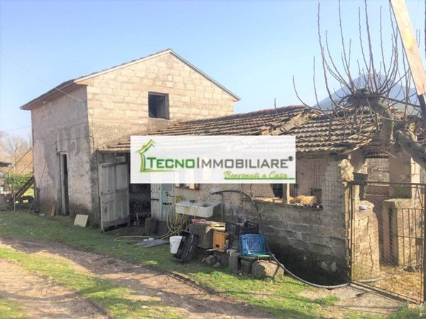 casa indipendente in vendita a Pontecorvo