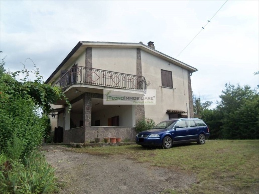 casa indipendente in vendita a Pontecorvo