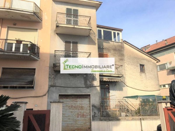 casa indipendente in vendita a Pontecorvo