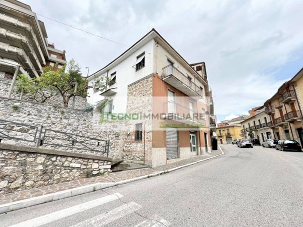 casa indipendente in vendita a Pontecorvo