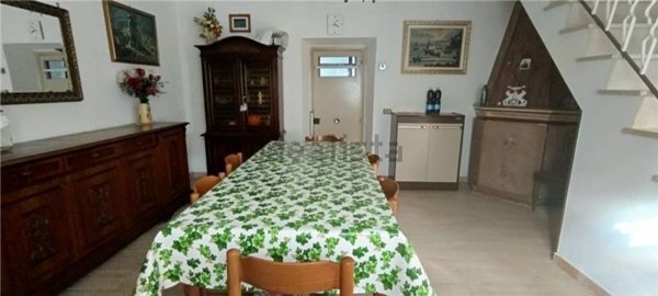casa indipendente in vendita a Pontecorvo