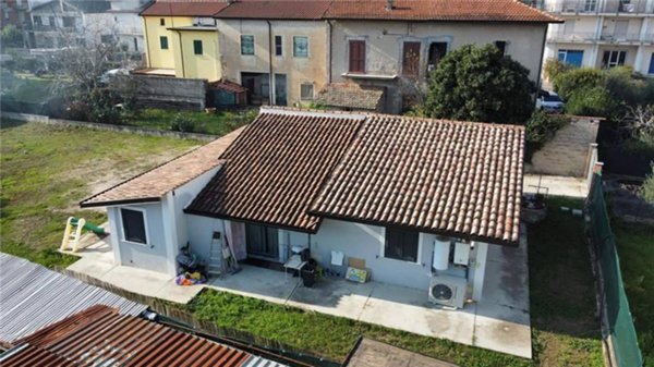 casa indipendente in vendita a Pontecorvo